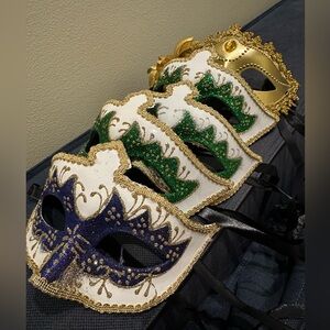 5 Mardi Gras Masks